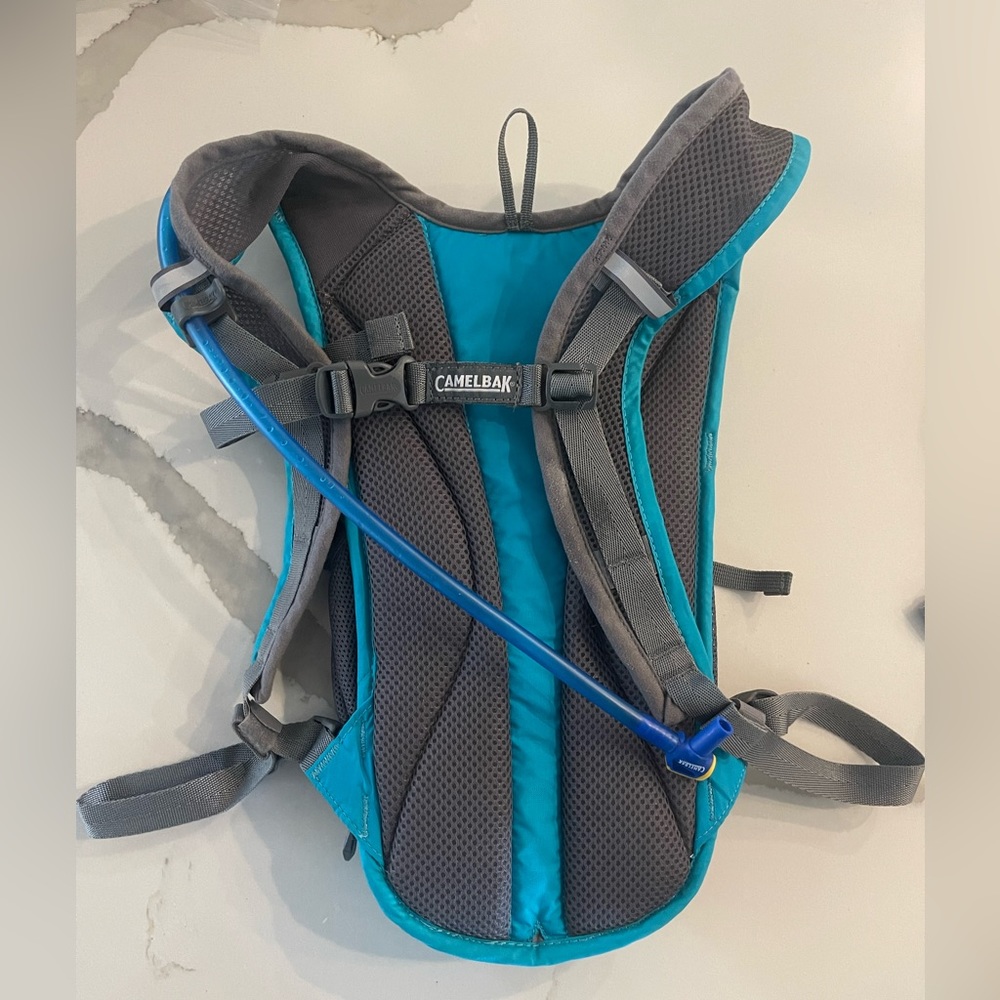 Camelbak backpack - Picture 3 of 3